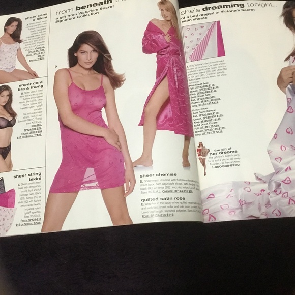 Victoria Secret Christmas 1997 Dreams & Fantasies Issue - Picture 5 of 16